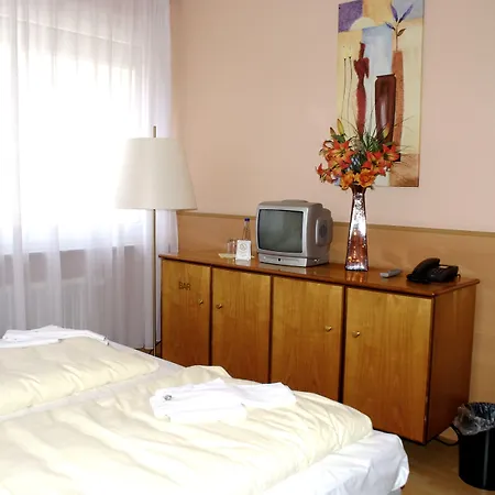 Gaestehaus Am Karlstor *